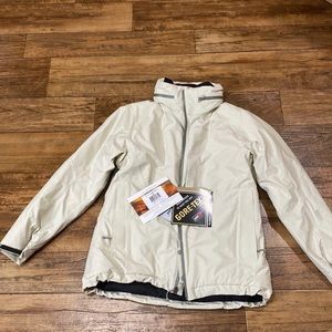 Womens sv arc teryx jacket